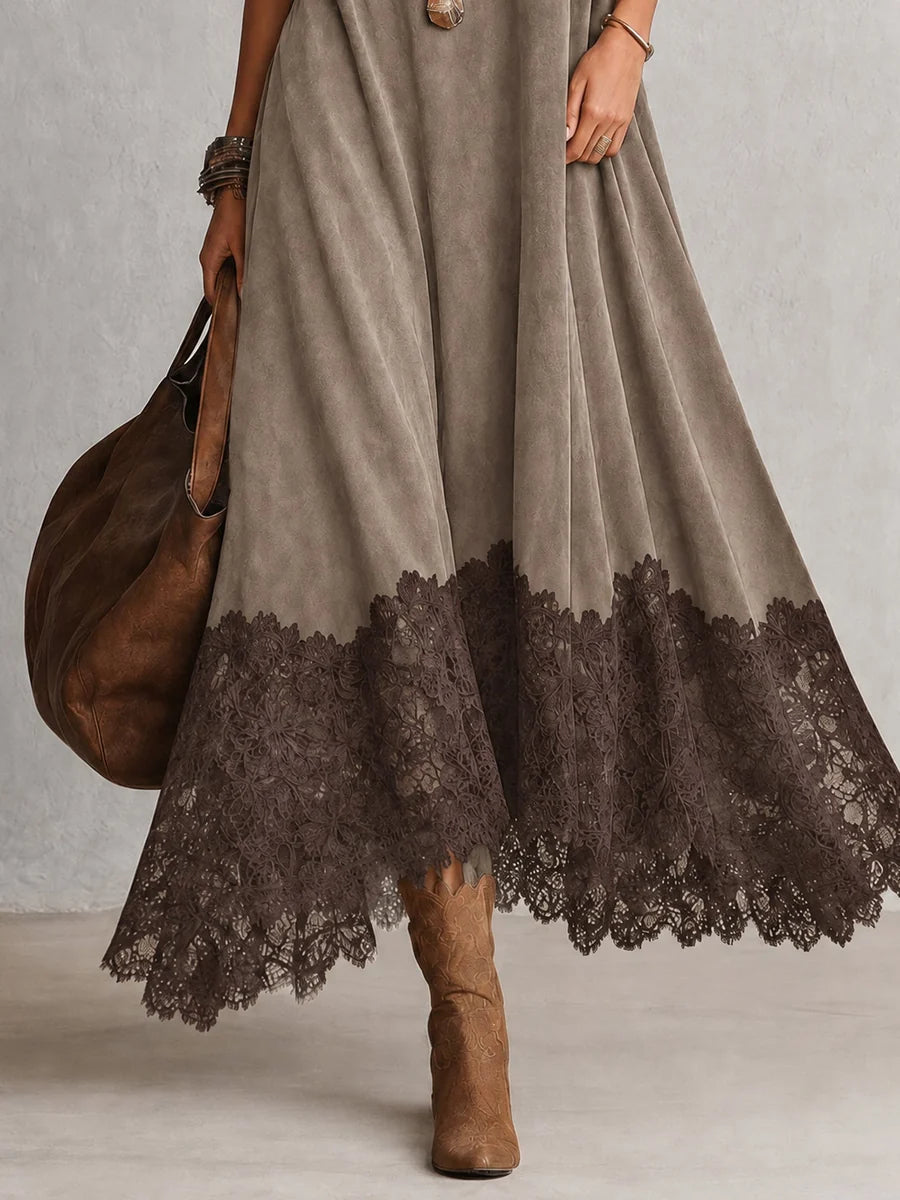 BRUNELLA | Robe longue effet daim avec ourlet en dentelle