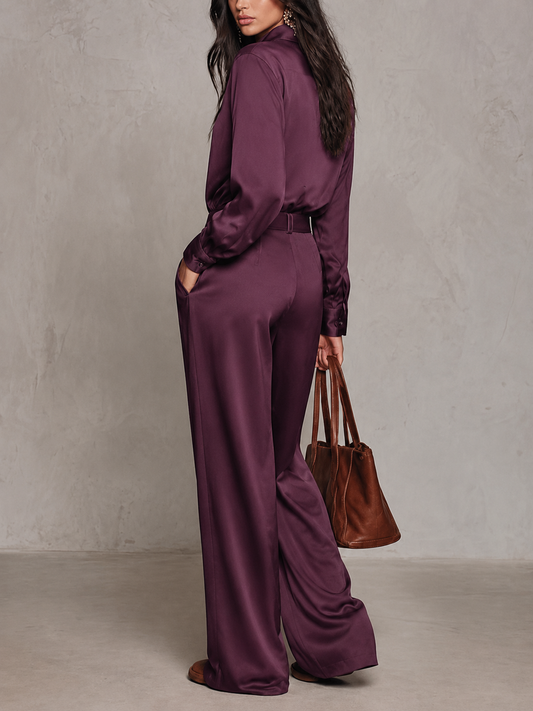 Micheline | Ensemble Deux Pièces en Satin Prune, Chemise et Pantalon Large (avec ceinture)