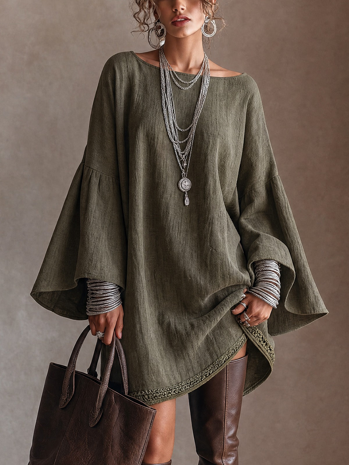 Sixtine | Mini Robe Tunique Vert Olive en Mélange de Lin à Manches Évasées et Bordure en Dentelle