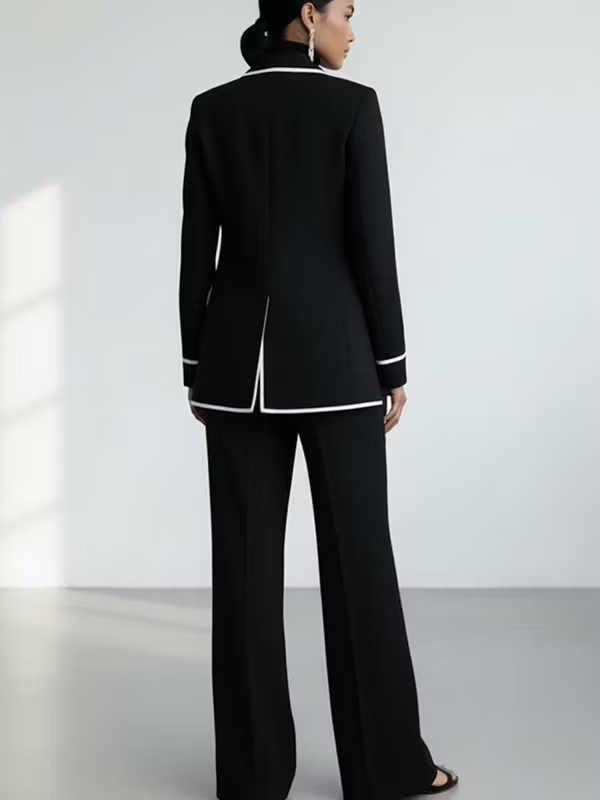 Valentine | Tailleur Deux Pièces Noir à Passepoils Contrastants, Blazer et Pantalon Large