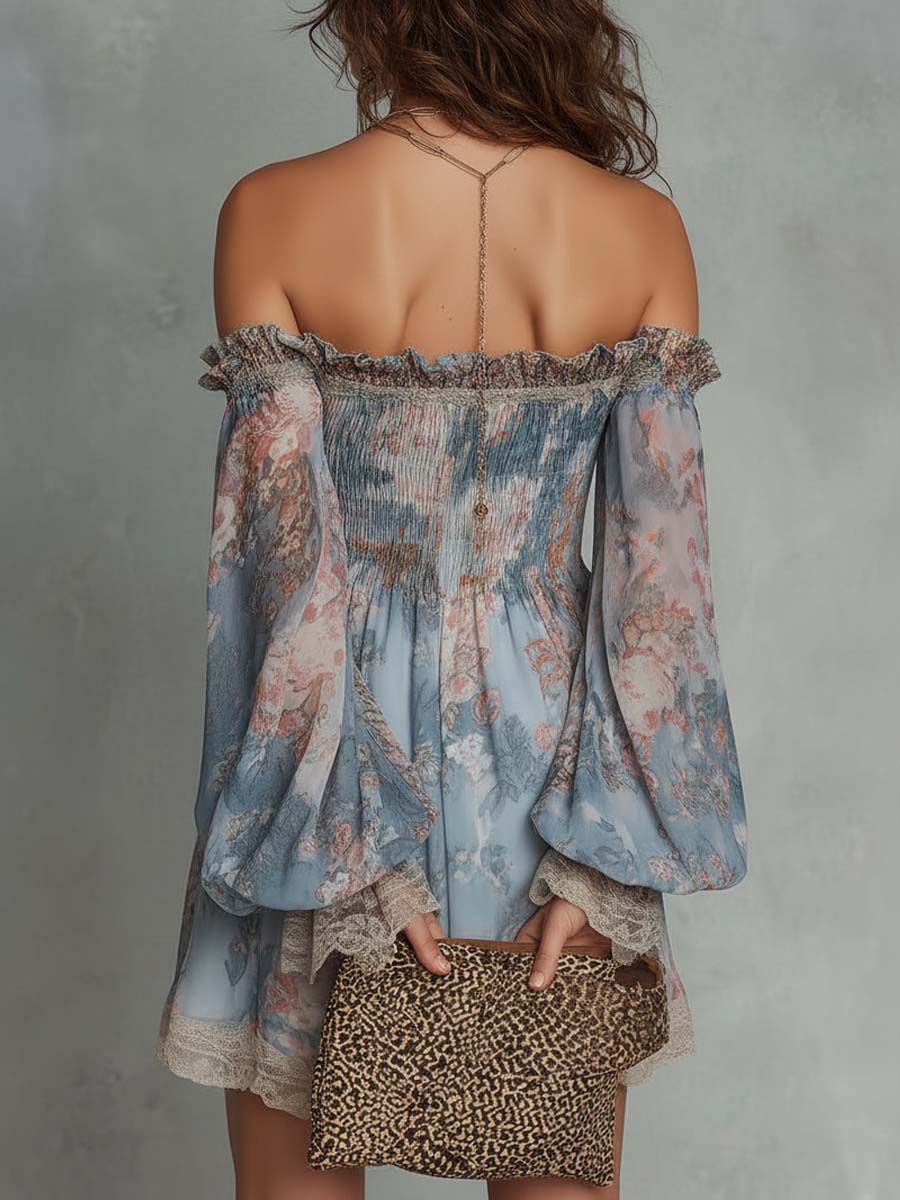 Romane | Robe mini froncée en mousseline à épaules dénudées et fleurs romantiques