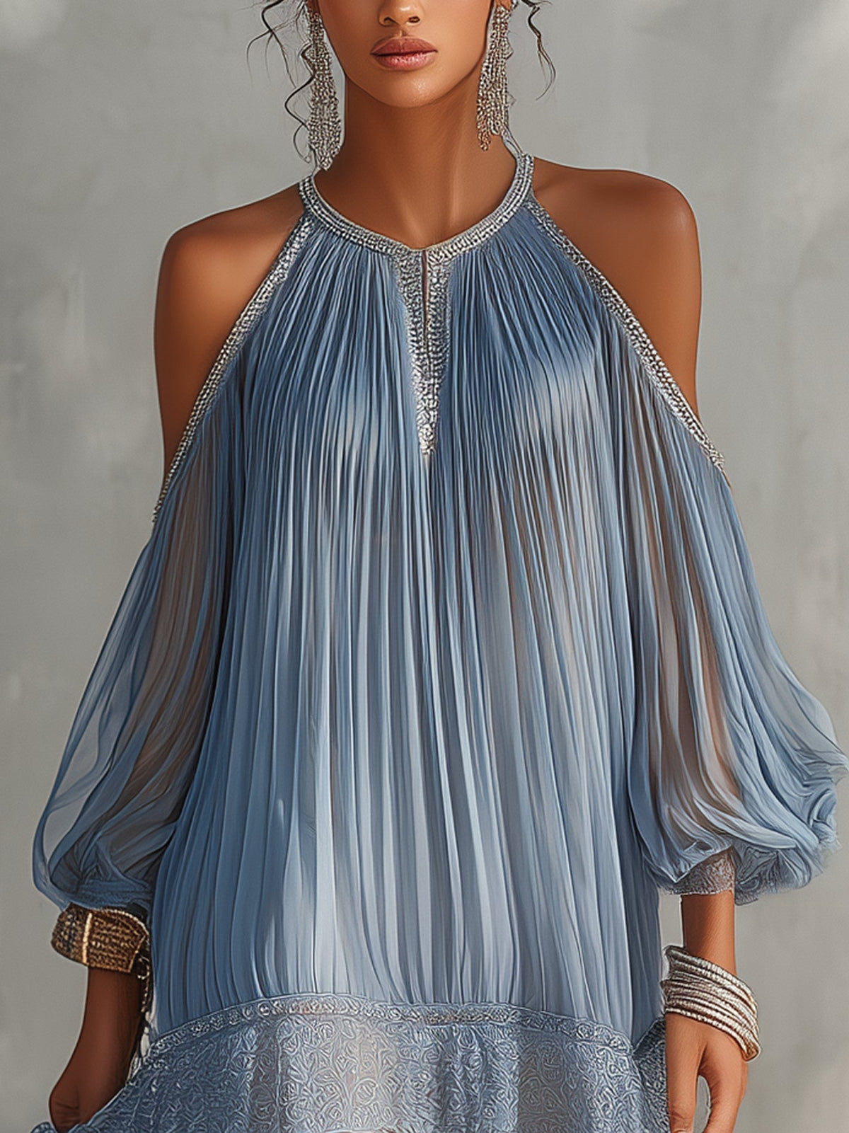 Séraphine | Robe mini bleue froncée à épaules dénudées et ourlet en dentelle