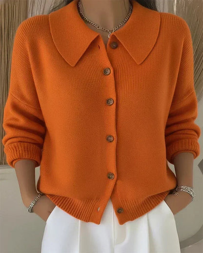 Véronique | Cardigan à col pointu boutonné