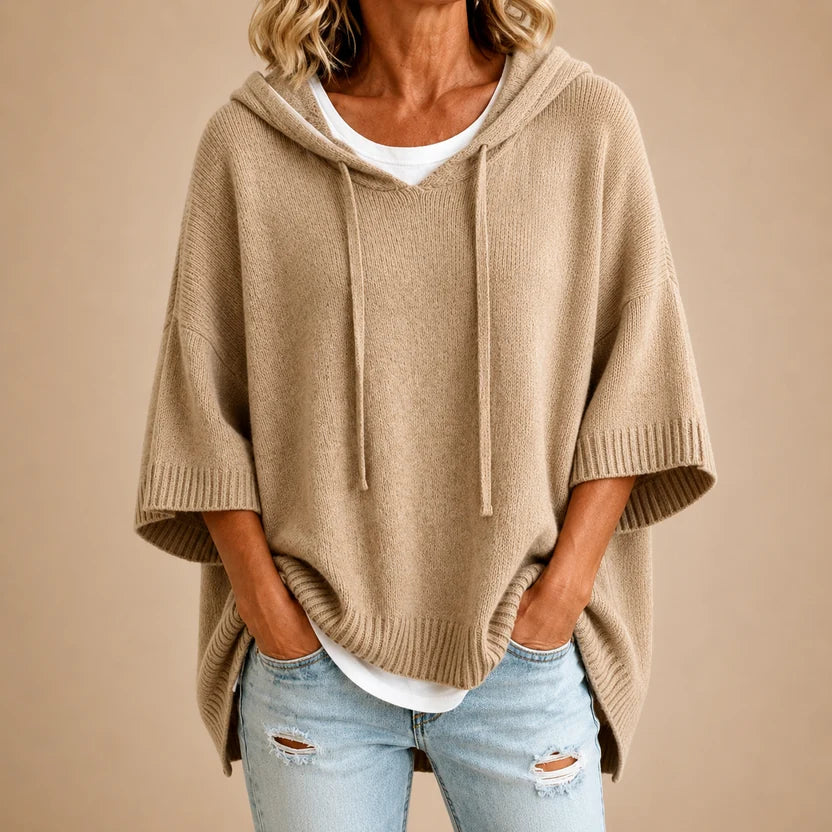 Mirella | Poncho tricoté à capuche