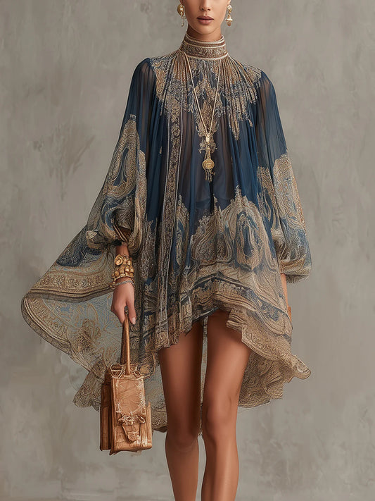 Bérénice | Mini-robe asymétrique en mousseline à imprimé baroque bleu marine et col montant
