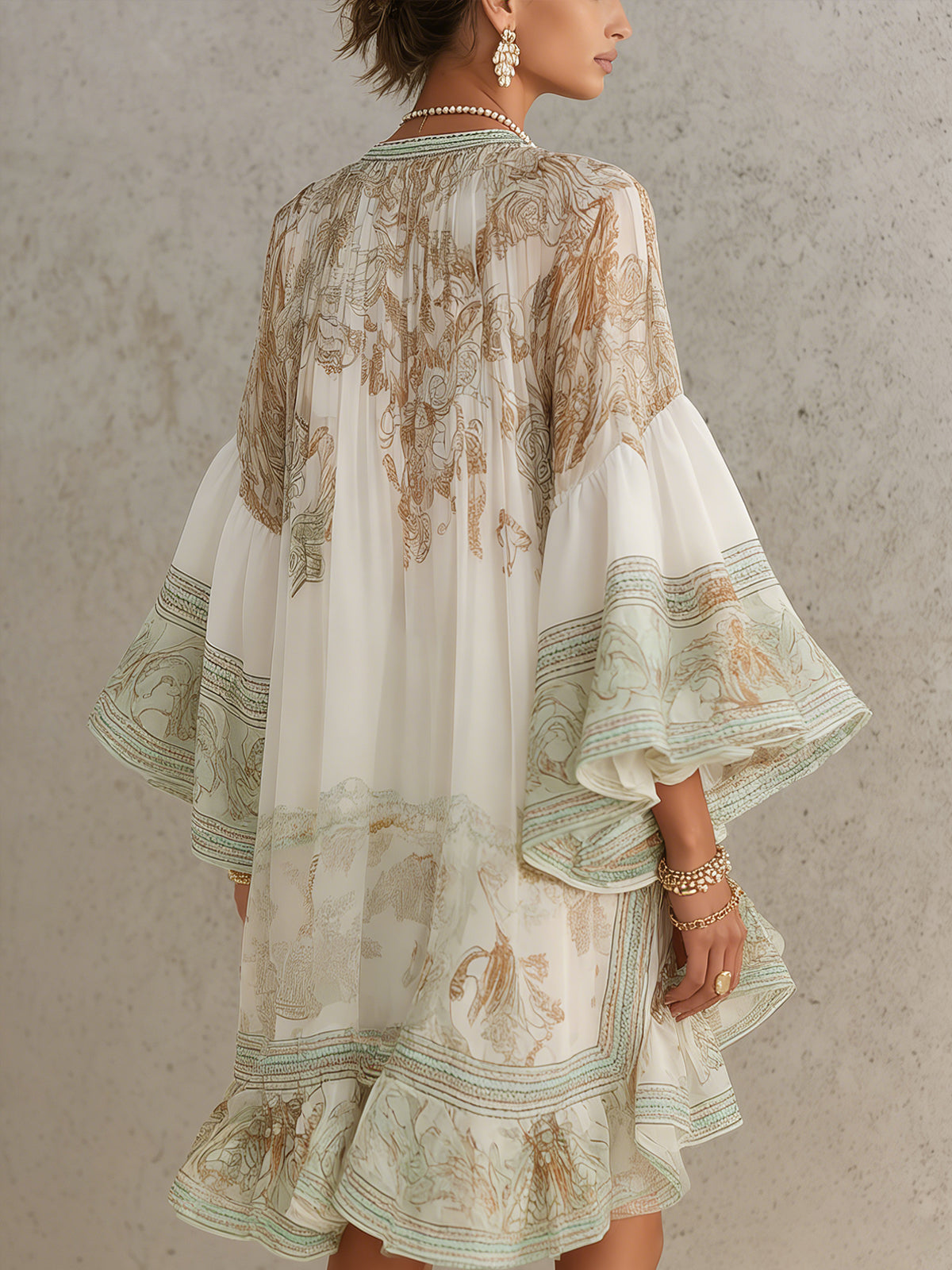 Rosalie | Mini-robe en mousseline à manches volantées et ourlet rayé vert