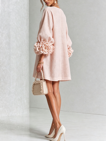 Blanche | Mini Robe Blanche Fleurie à Boutons et Manches Extravagantes