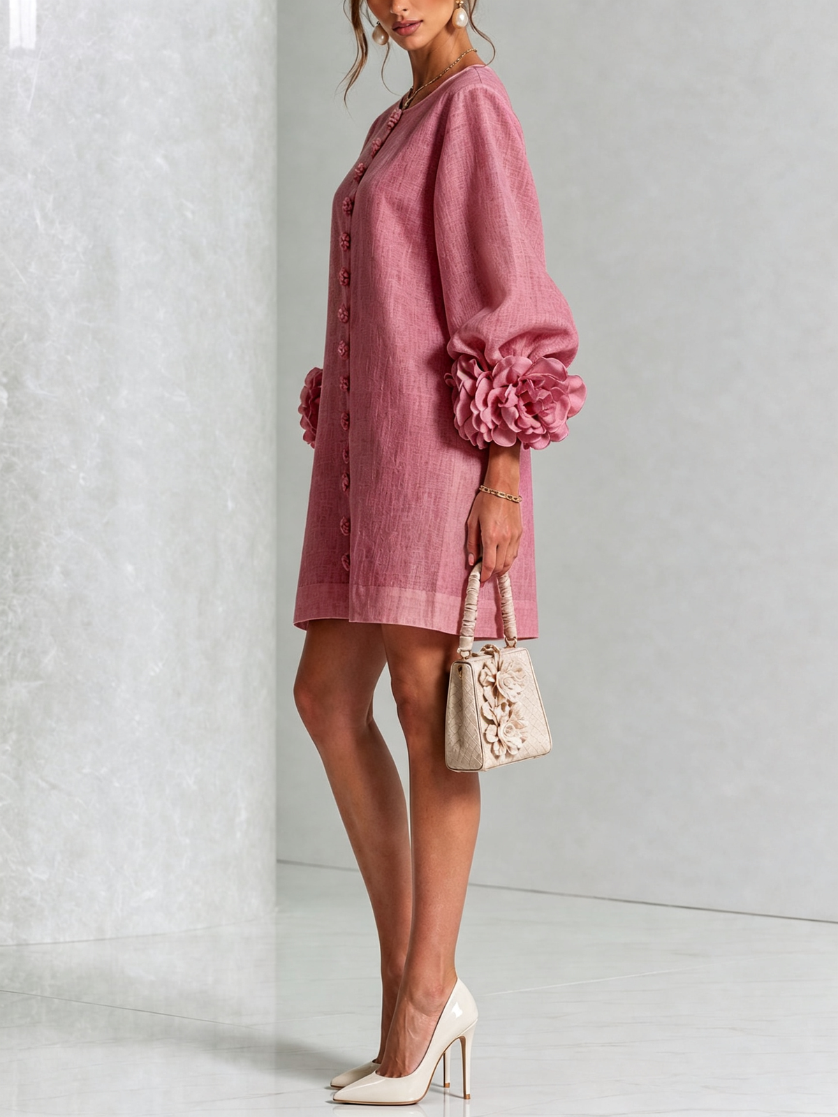 Blanche | Mini Robe Blanche Fleurie à Boutons et Manches Extravagantes