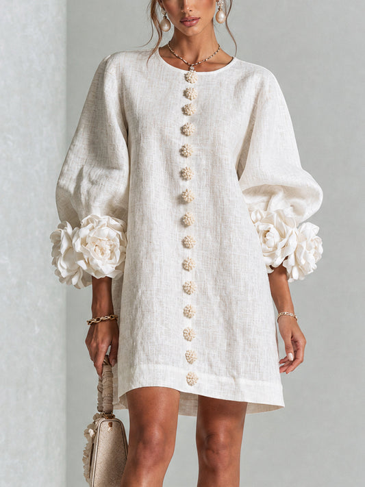 Blanche | Mini Robe Blanche Fleurie à Boutons et Manches Extravagantes