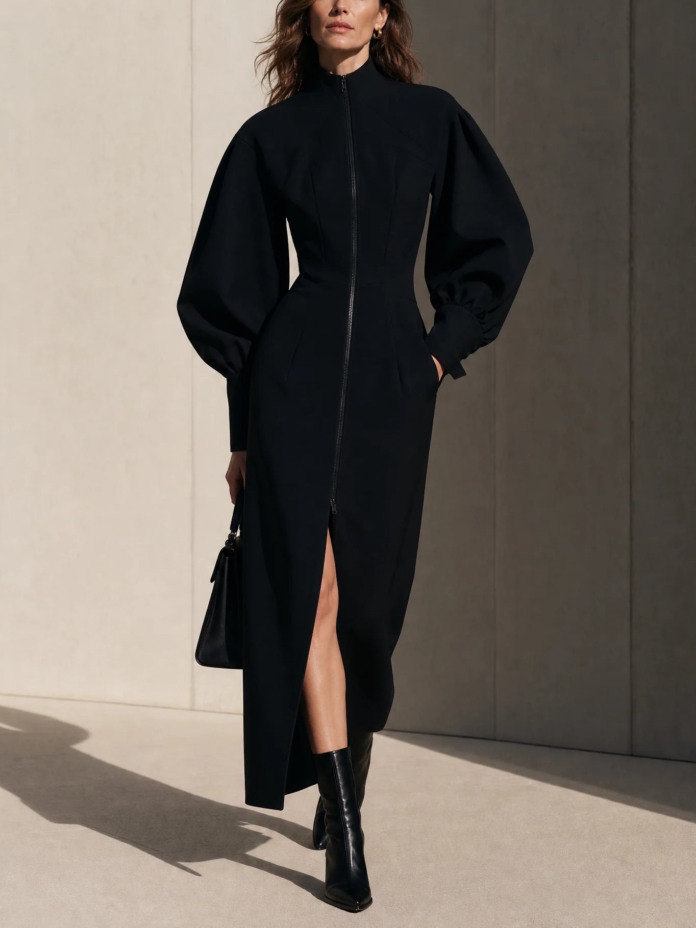 Huguette | Robe Midi Noire à Zip Devant et Manches Ballon Bouffantes