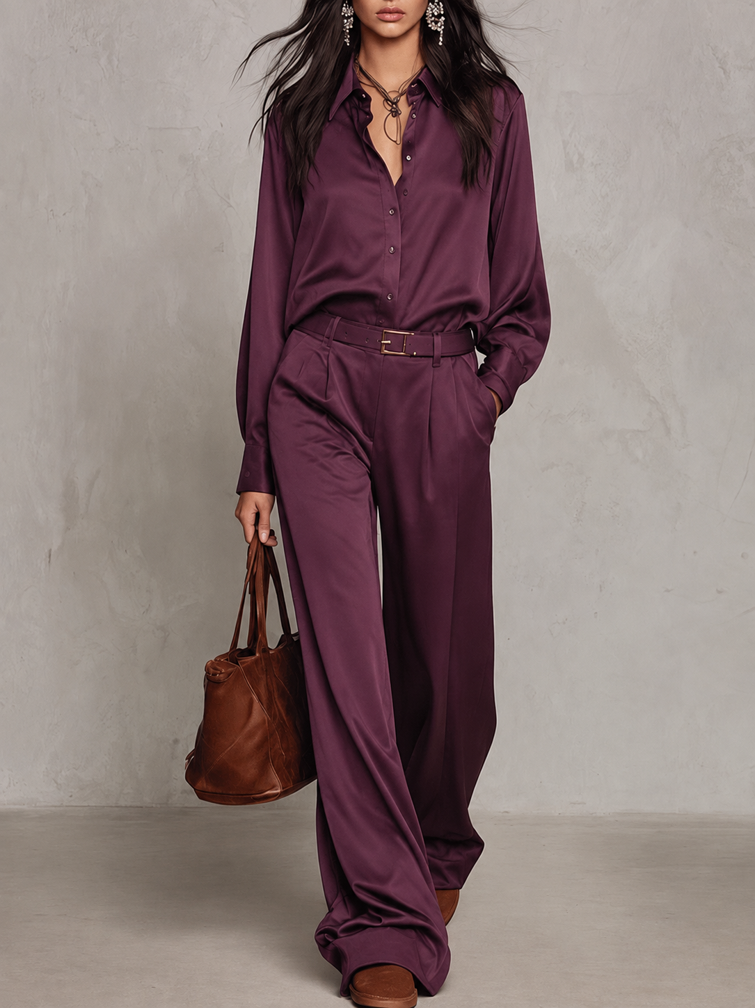 Micheline | Ensemble Deux Pièces en Satin Prune, Chemise et Pantalon Large (avec ceinture)