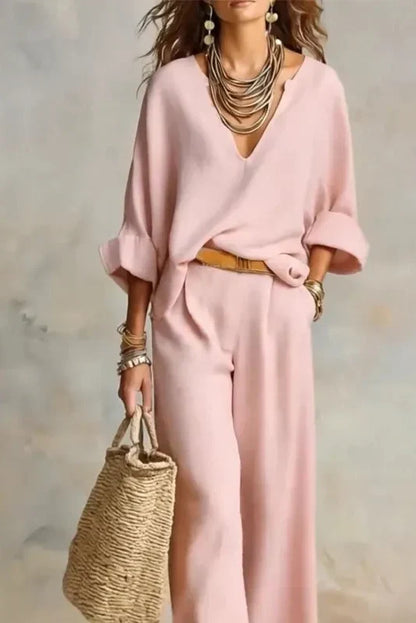 Ensemble femme fluide à col V avec pantalon large