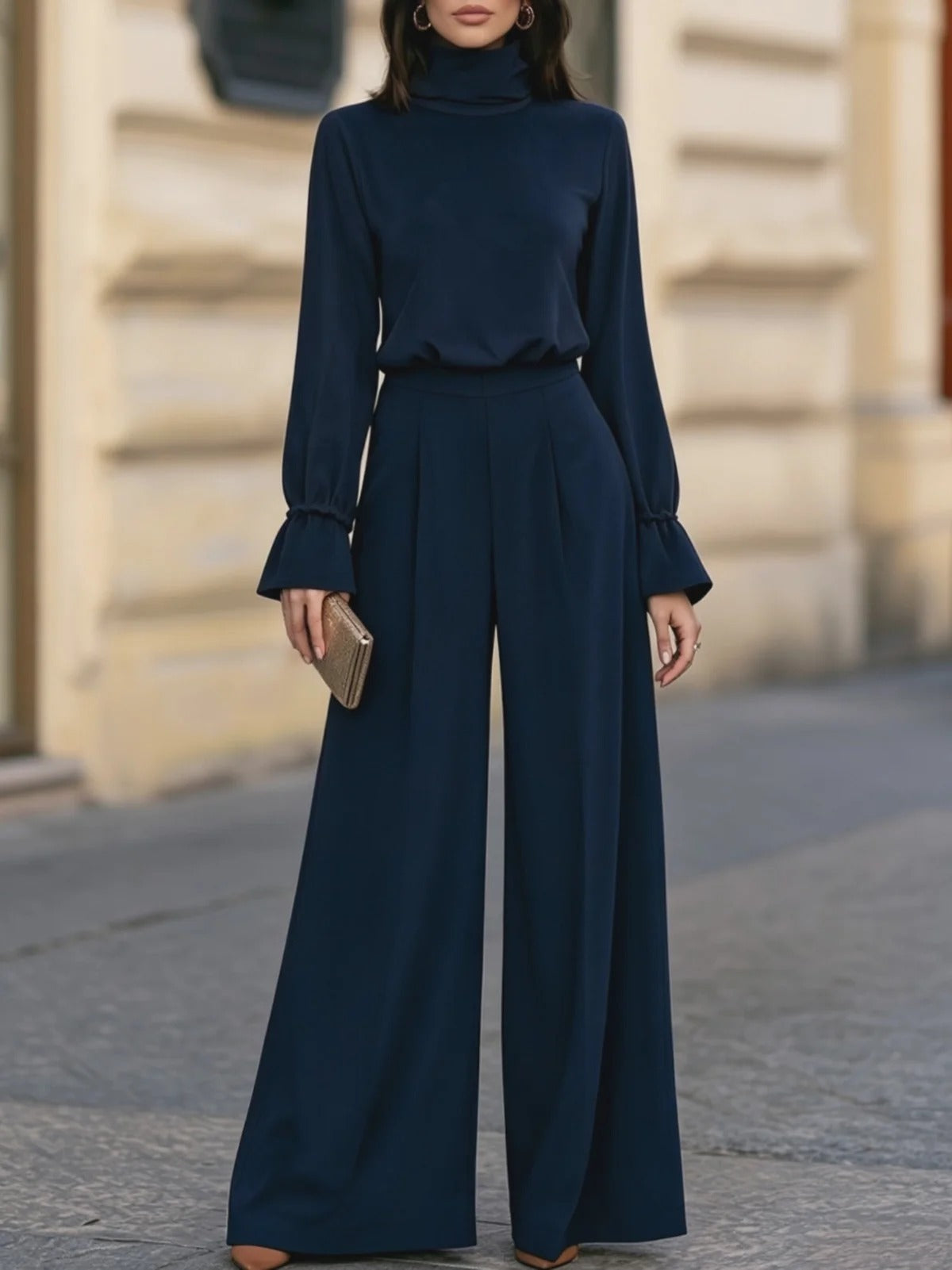 Laetitia | Ensemble Élégant Bleu Marine, Haut Col Roulé à Manches Évasées et Pantalon Large